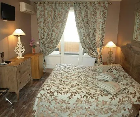Le Romanesque Hotel 3*